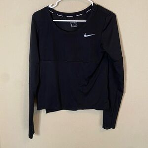 NIKE 
DRY FIT RUNNING LONG SLEEVE SHIRT
